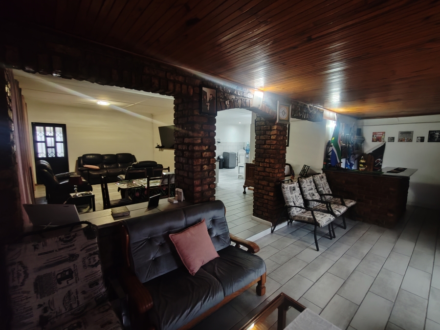 3 Bedroom Property for Sale in Windsor Park Eastern Cape